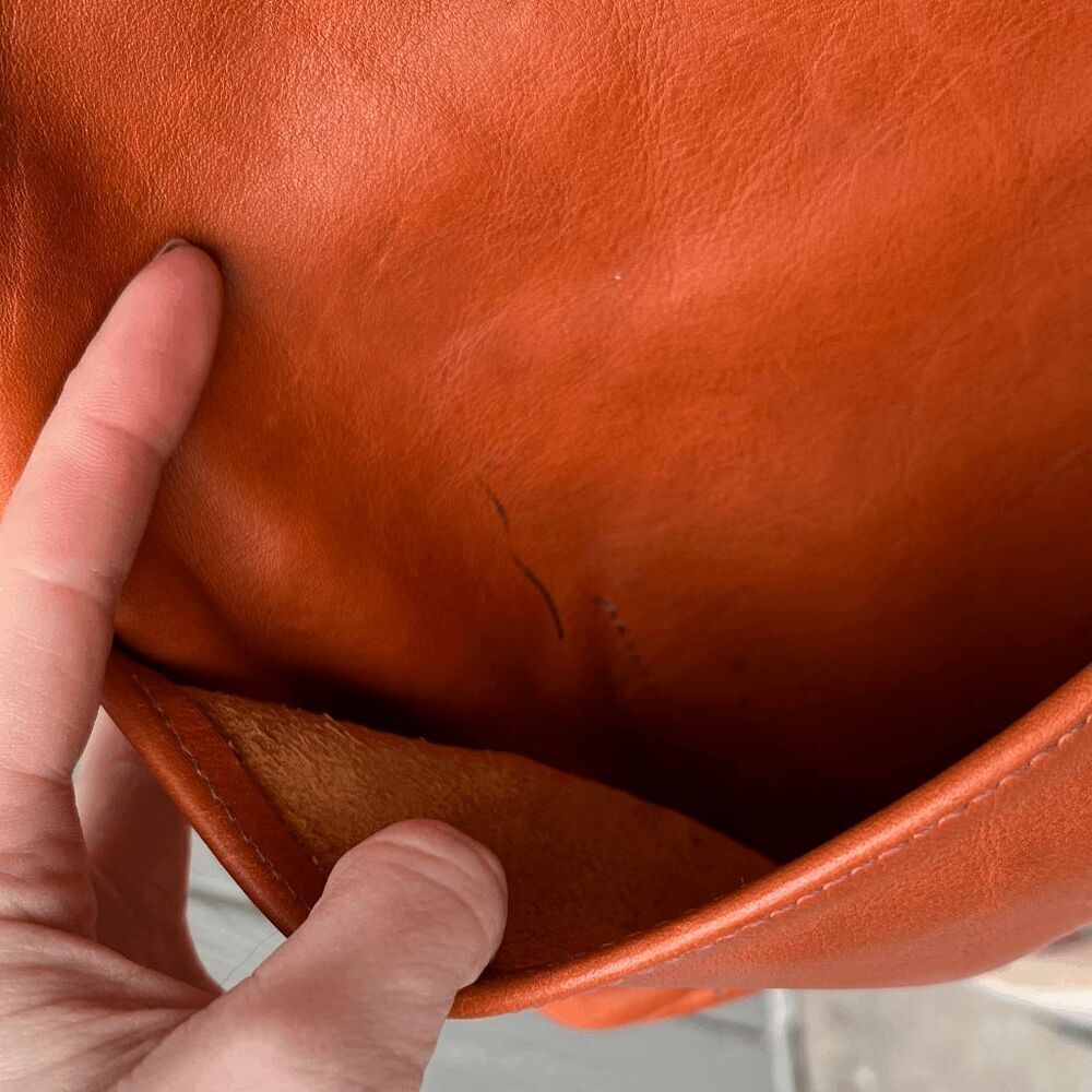 VTG Cognac Orange Full Grain Leather Crossbody Bag Adjustable Strap Handmade - Picture 7 of 12